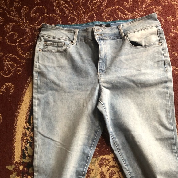 One 5 One Ankle Cropped Jeans with Slim Fit buttons bottom-size16-summertime - Picture 3 of 10